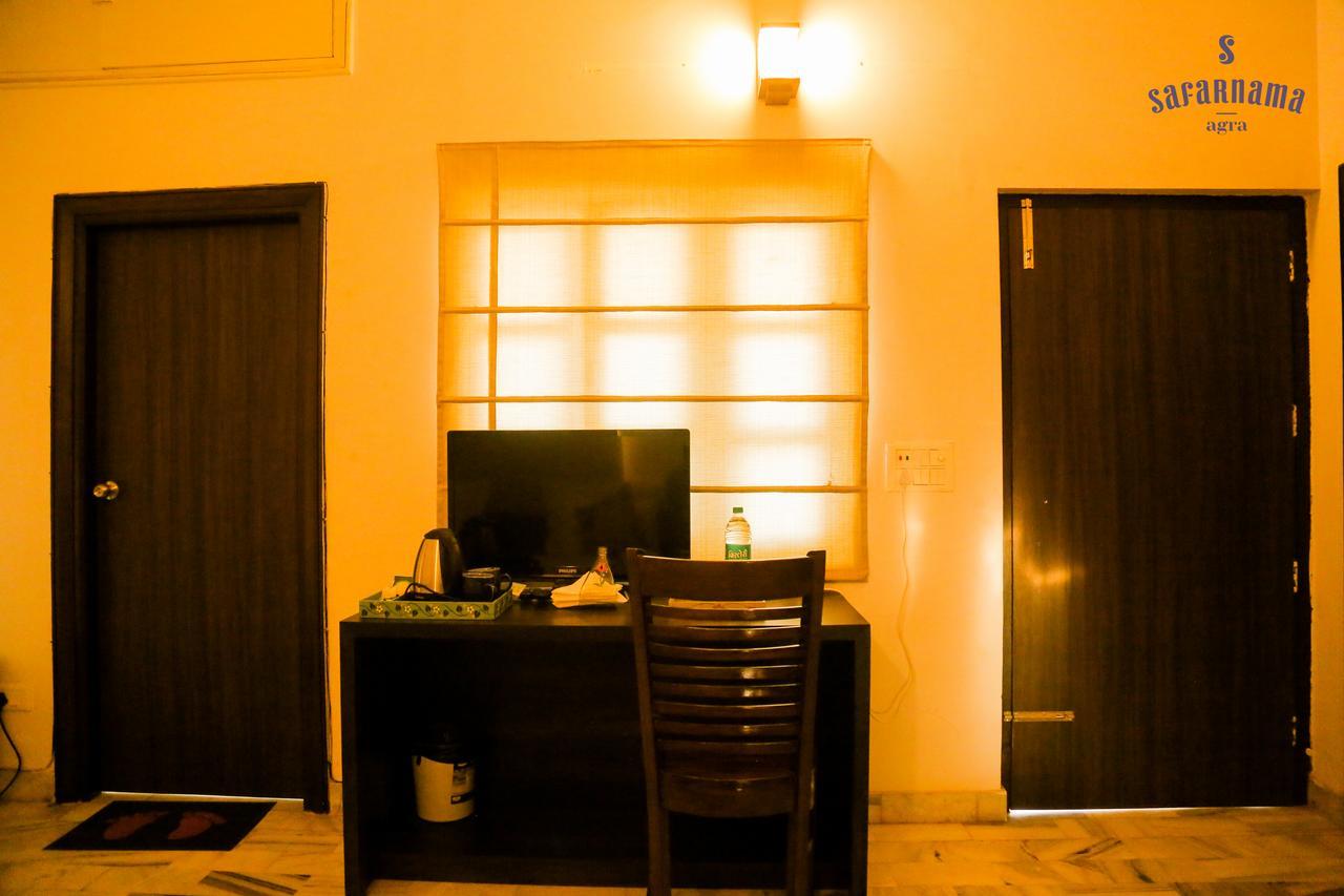Safarnama Agra Bed & Breakfast Agra  Bagian luar foto