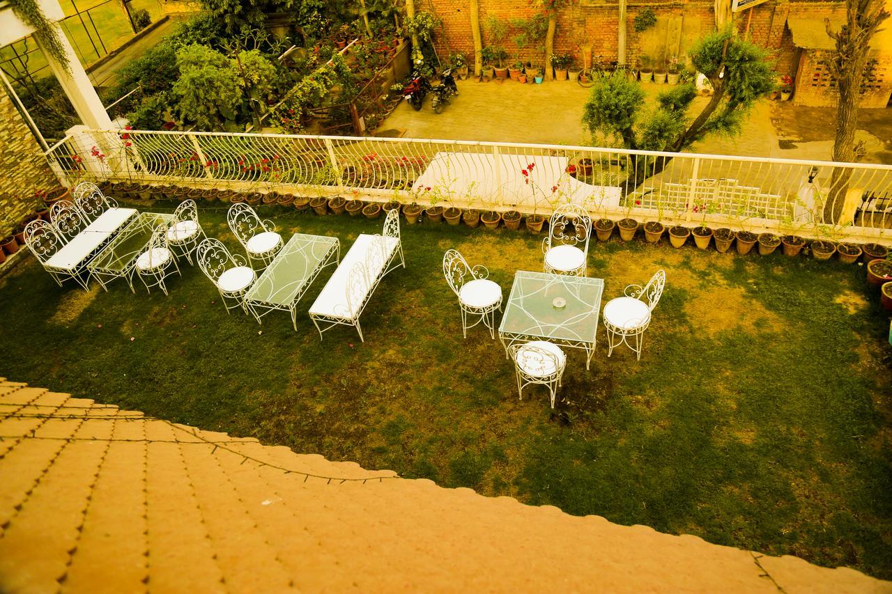 Safarnama Agra Bed & Breakfast Agra  Bagian luar foto