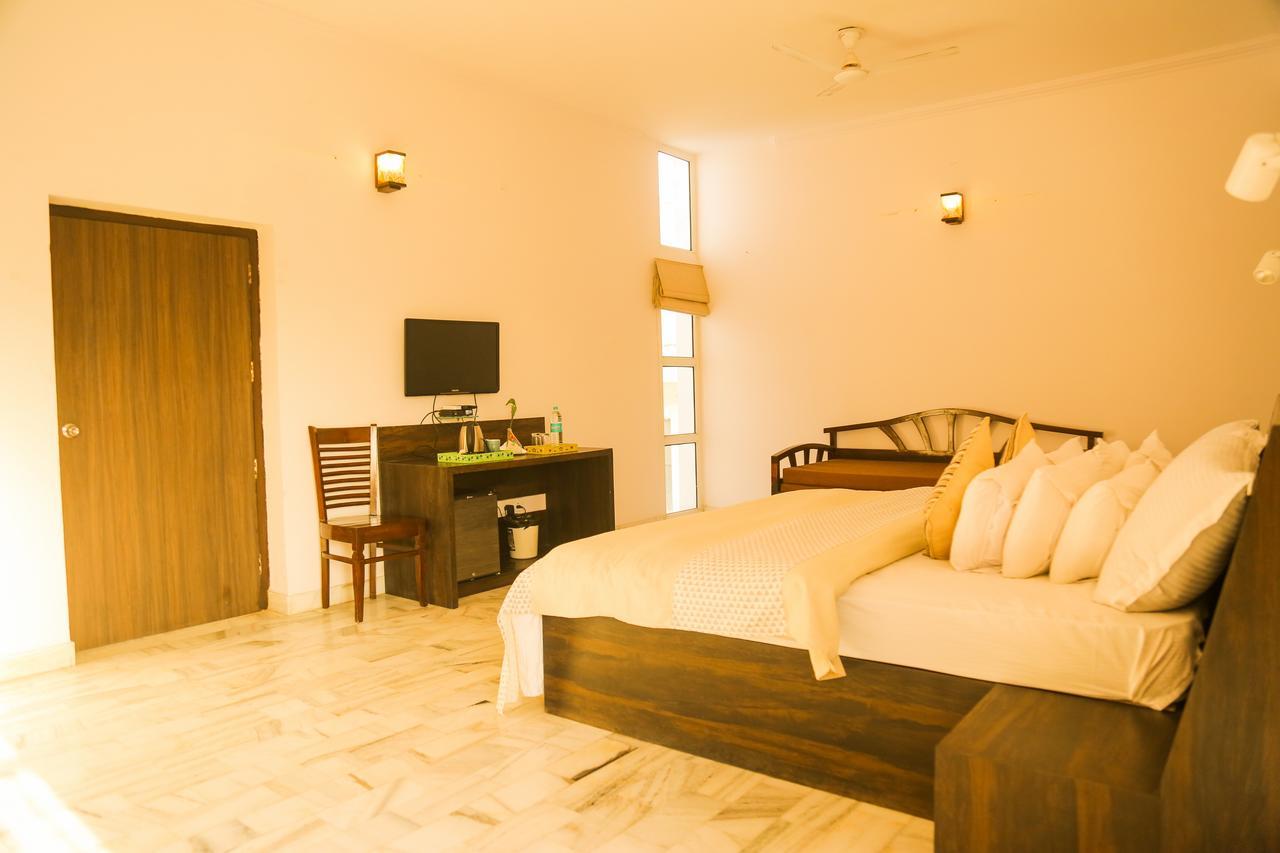Safarnama Agra Bed & Breakfast Agra  Bagian luar foto
